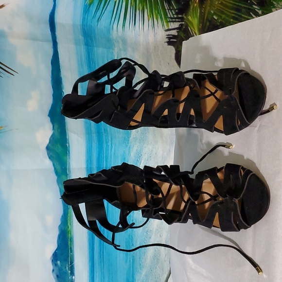 CHARLOTTE Russe lace up chunky heels w/Zipper in back .size 8 - Picture 1 of 6